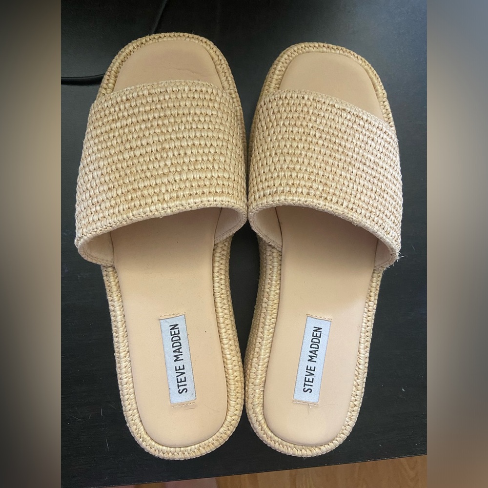 Steve Madden sandals